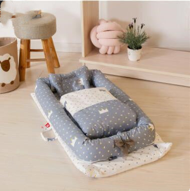 Portable Foldable Baby Crib & Mattress Set